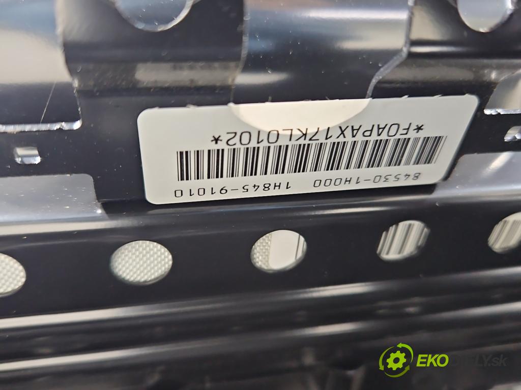 Kia Ceed I 2006-2012 1.6 16V 129 HP manual 95 kW 1591 cm3 5- kokpit,pristrojová doska rozdeľovacia