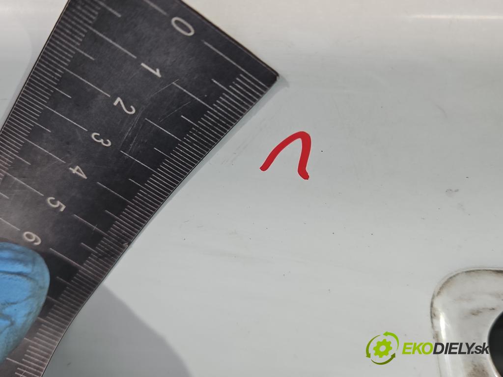 Isuzu D-Max III 2019- 1.9 DDI 163 hp manual 120 kW 1898 cm3 5- zadní kufrové dveře  (Zadní kapoty)