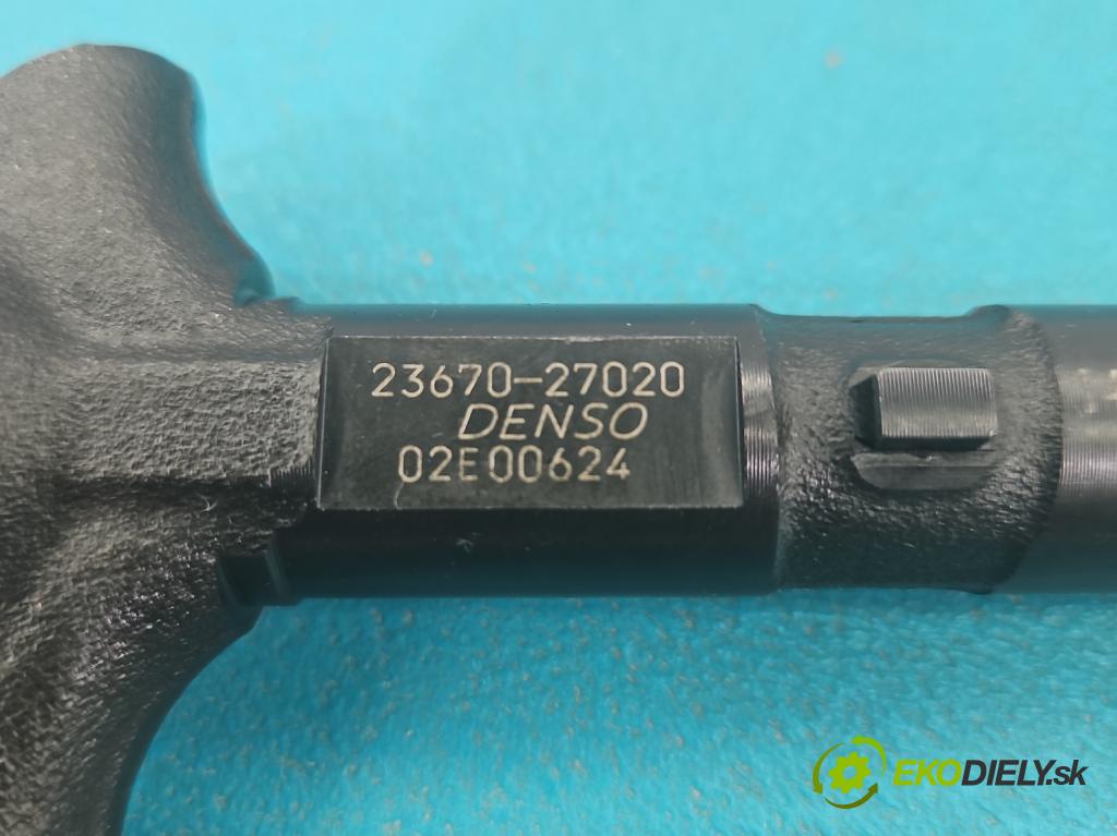 Toyota Corolla E12 2001-2009 2.0 D4D 90 HP manual 66 kW 1995 cm3 5- vstrek 23670-27020 (Vstrekovač paliva)