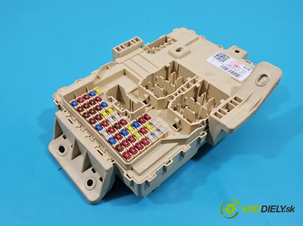 Kia Ceed III 2018- 1.5 160 hp automatic 117,5 kW 1482 cm3 5- skříňka pojistková 91957-J7081 (Pojistkové skříňky)