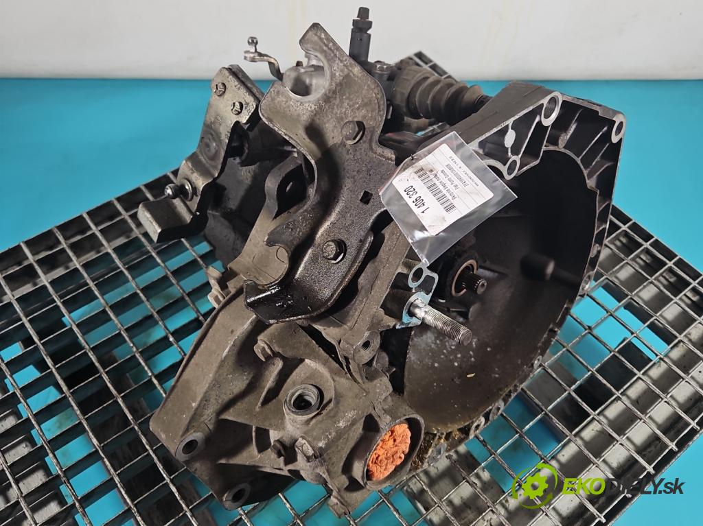 Fiat Punto Grande 1.4 8V 77 HP manual 57 kW 1368 cm3 5- prevodovka stupeň,rýchlosť manual 