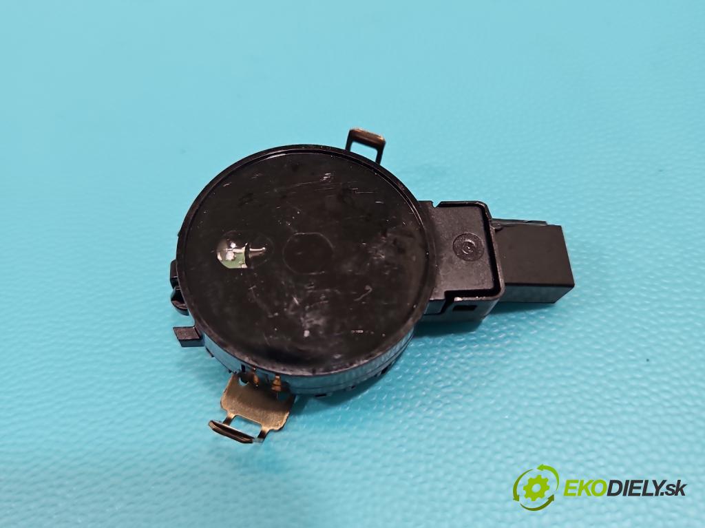 Kia Ceed III 2018- 1.5 160 HP automatic 117,5 kW 1482 cm3 5- snímač déšť: 96000-J7000 (Snímače dažďa)