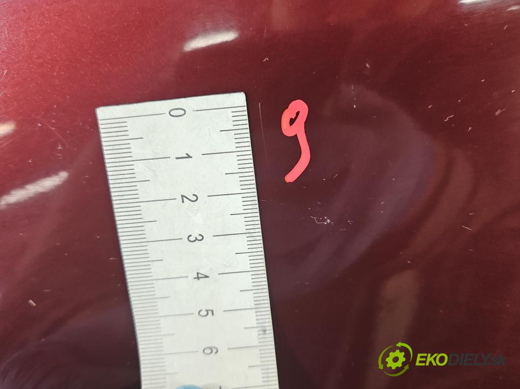 Audi A4 B5 1994-2001 1.6 101 hp manual 74 kW 1595 cm3 4- blatnik přední levý  (Predné ľavé)