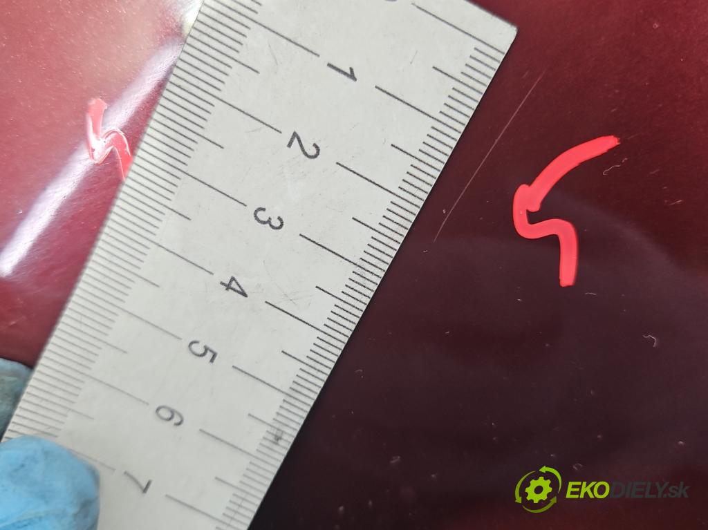 Audi A4 B5 1994-2001 1.6 101 hp manual 74 kW 1595 cm3 4- blatnik přední levý  (Predné ľavé)