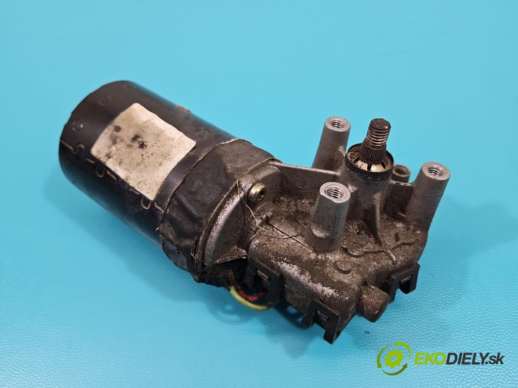 Audi A4 B5 1994-2001 1.6 101 hp manual 74 kW 1595 cm3 4- motor stěračů přední 8D1955113B