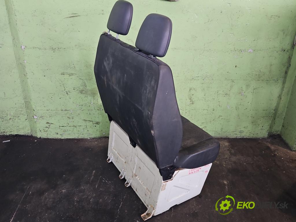 Vw Crafter 2006-2016 2.5 tdi 109 HP manual 80 kW 2461 cm3 5- Sedačka pravý  (Sedačky, sedadlá)