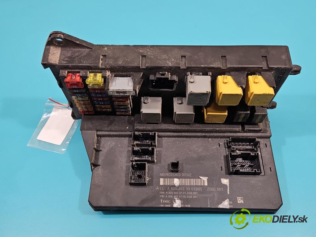 Vw Crafter 2006-2016 2.5 tdi 109 hp manual 80 kW 2461 cm3 5- skříňka pojistková A9065453301 (Pojistkové skříňky)