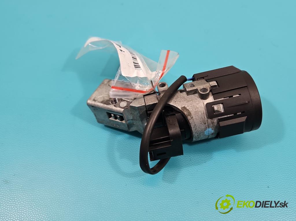 Peugeot Partner II 2008-2018 1.6 hdi 90 HP manual 66,2 kW 1560 cm3 5- Spínačka  (Spínacie skrinky a kľúče)