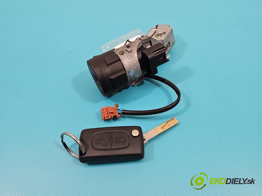 Peugeot Partner II 2008-2018 1.6 hdi 90 HP manual 66,2 kW 1560 cm3 5- Spínačka  (Spínacie skrinky a kľúče)