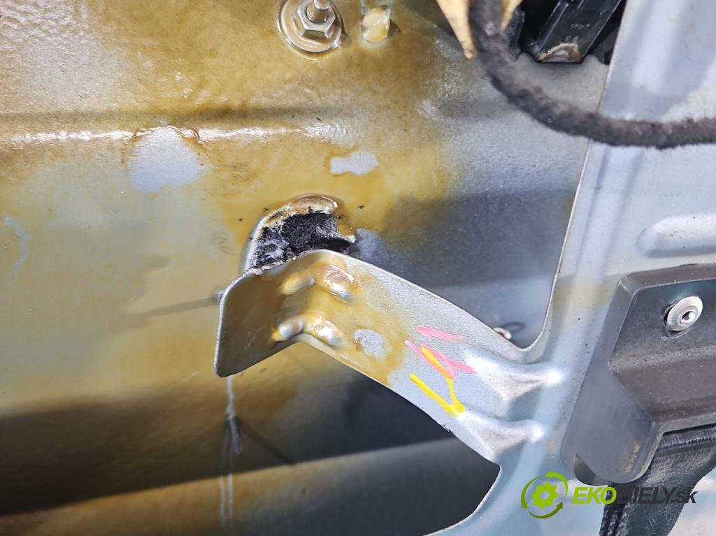 Peugeot Partner II 2008-2018 1.6 hdi 90 hp manual 66,2 kW 1560 cm3 5- zadní kufrové dveře  (Zadní kapoty)