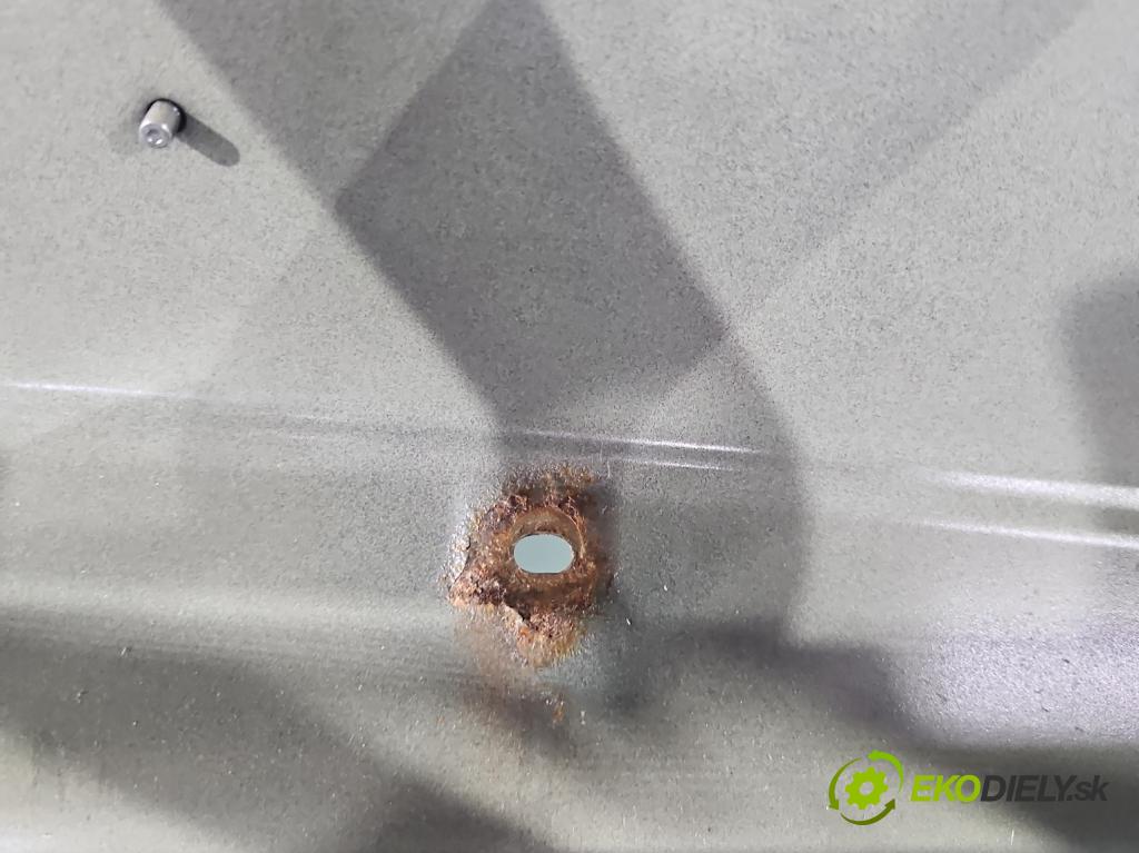 Kia Ceed I 2006-2012 1.6 16V 129 hp manual 95 kW 1591 cm3 5- zadní kufrové dveře  (Zadní kapoty)