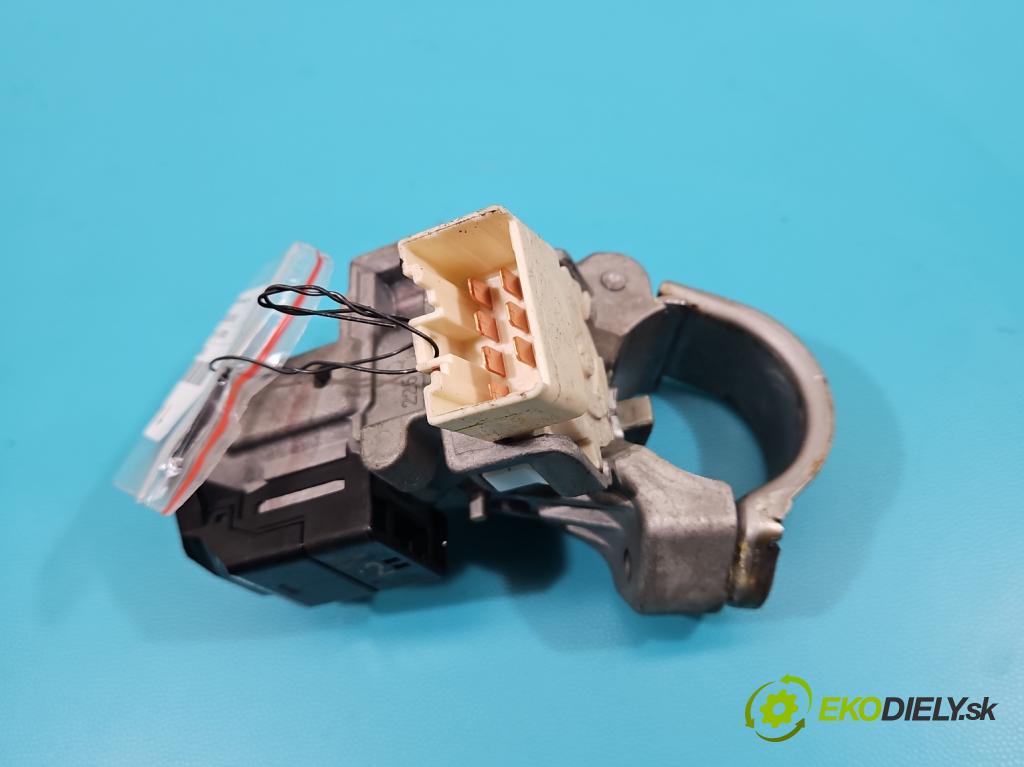 Isuzu D-Max III 2019- 1.9 DDI: 163 HP manual 120 kW 1898 cm3 5- Spínačka  (Spínacie skrinky a kľúče)