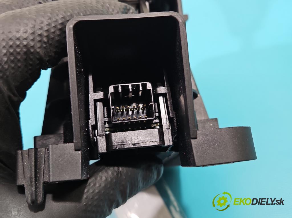 Honda Civic VIII 2006-2011 1,4.0 16V 83 HP automatic 61 kW 1339 cm3 5- Páka: Změny: stupeň,rýchlosť 54000-SMG-E530M1 (Rýchlostná páka (kulisa))