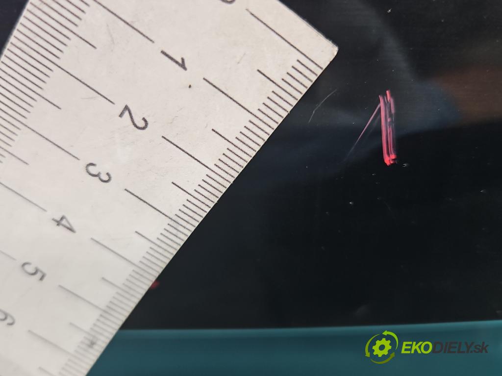 Kia Ceed III 2018- 1.5 160 hp automatic 117,5 kW 1482 cm3 5- zadní kufrové dveře  (Zadní kapoty)