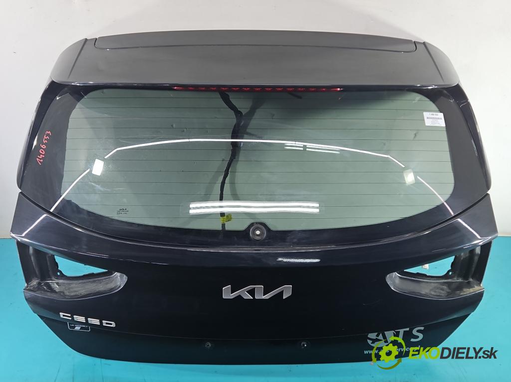 Kia Ceed III 2018- 1.5 160 hp automatic 117,5 kW 1482 cm3 5- zadní kufrové dveře  (Zadní kapoty)