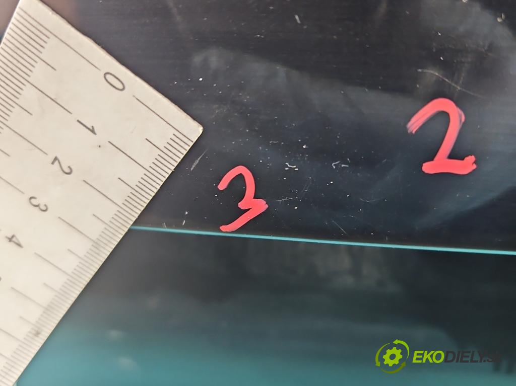 Kia Ceed III 2018- 1.5 160 hp automatic 117,5 kW 1482 cm3 5- zadní kufrové dveře  (Zadní kapoty)