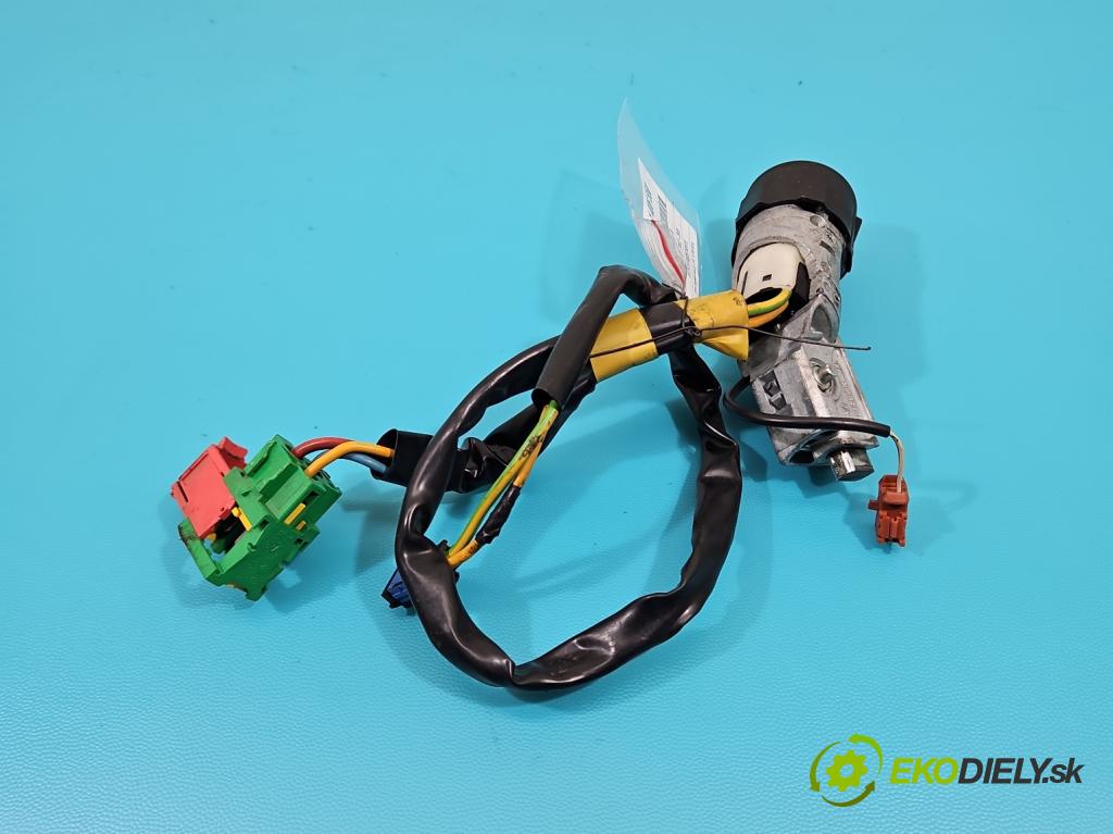 Citroen C3 I 2002-2009 1.1 60 HP manual 44,1 kW 1124 cm3 5- Spínačka  (Spínacie skrinky a kľúče)