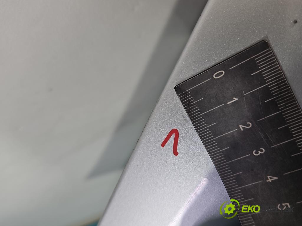 Vw Golf IV 1997-2003 1.9 sdi 68 hp manual 50 kW 1896 cm3 5- zadní kufrové dveře  (Zadní kapoty)