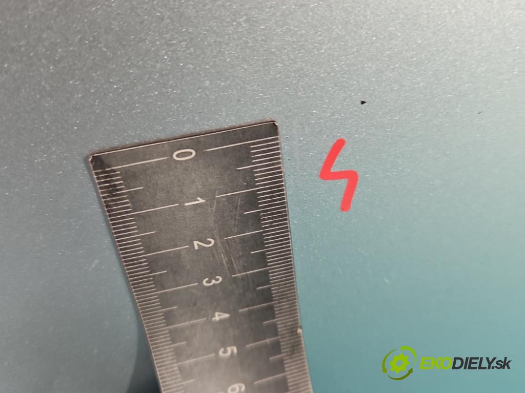 Vw Golf IV 1997-2003 1.9 sdi 68 hp manual 50 kW 1896 cm3 5- zadní kufrové dveře  (Zadní kapoty)