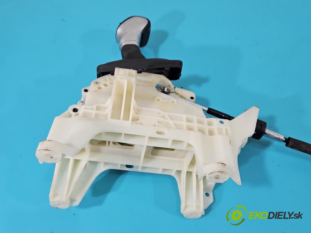 Kia Ceed III 2018- 1.5 160 HP automatic 117,5 kW 1482 cm3 5- Páka: Změny: stupeň,rýchlosť 46700-M6200KB (Rýchlostná páka (kulisa))