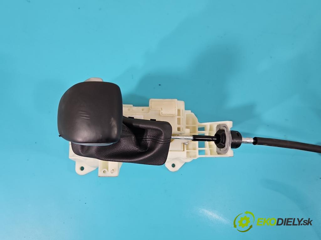 Kia Ceed III 2018- 1.5 160 HP automatic 117,5 kW 1482 cm3 5- Páka: Změny: stupeň,rýchlosť 46700-M6200KB (Rýchlostná páka (kulisa))