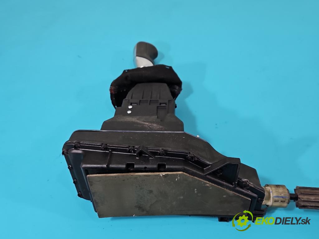 Peugeot 508 2010-2018 1.6 hdi 120 HP automatic 88 kW 1560 cm3 4- Páka: Změny: stupeň,rýchlosť 9685328080 (Rýchlostné páky / kulisy)