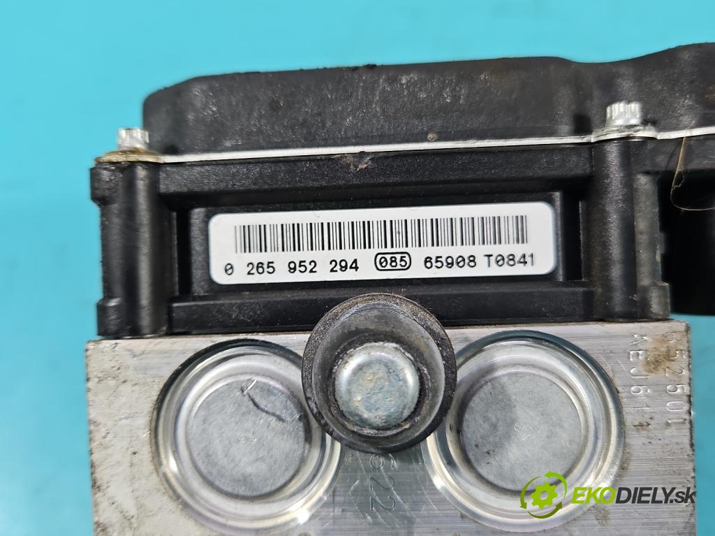 Peugeot 508 2010-2018 1.6 hdi 120 HP automatic 88 kW 1560 cm3 4- čerpadlo abs 0265252809 (Pumpy ABS)