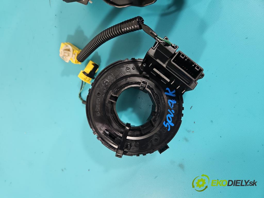 Honda Civic VIII 2006-2011 1,4.0 16V 83 HP automatic 61 kW 1339 cm3 5- kokpit,pristrojová doska rozdeľovacia