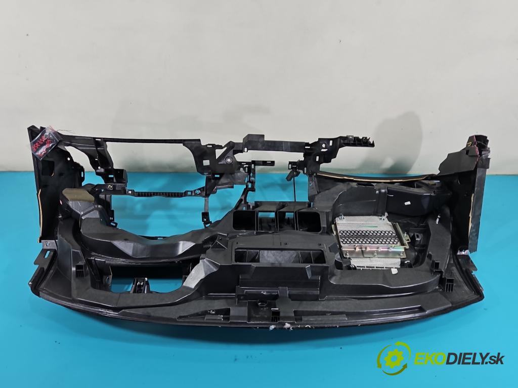 Honda Civic VIII 2006-2011 1,4.0 16V 83 HP automatic 61 kW 1339 cm3 5- kokpit,pristrojová doska rozdeľovacia