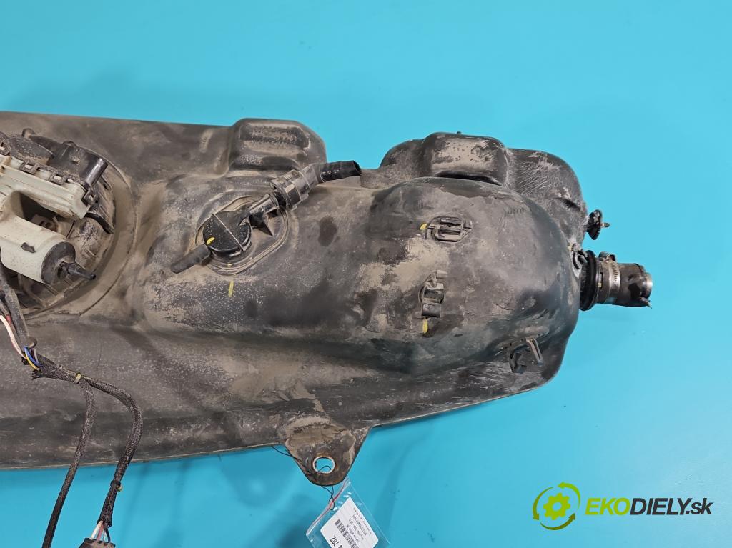 Vw Crafter 2006-2016 2.5 tdi 109 HP manual 80 kW 2461 cm3 5- Nádrž: AdBlue: 0444050032