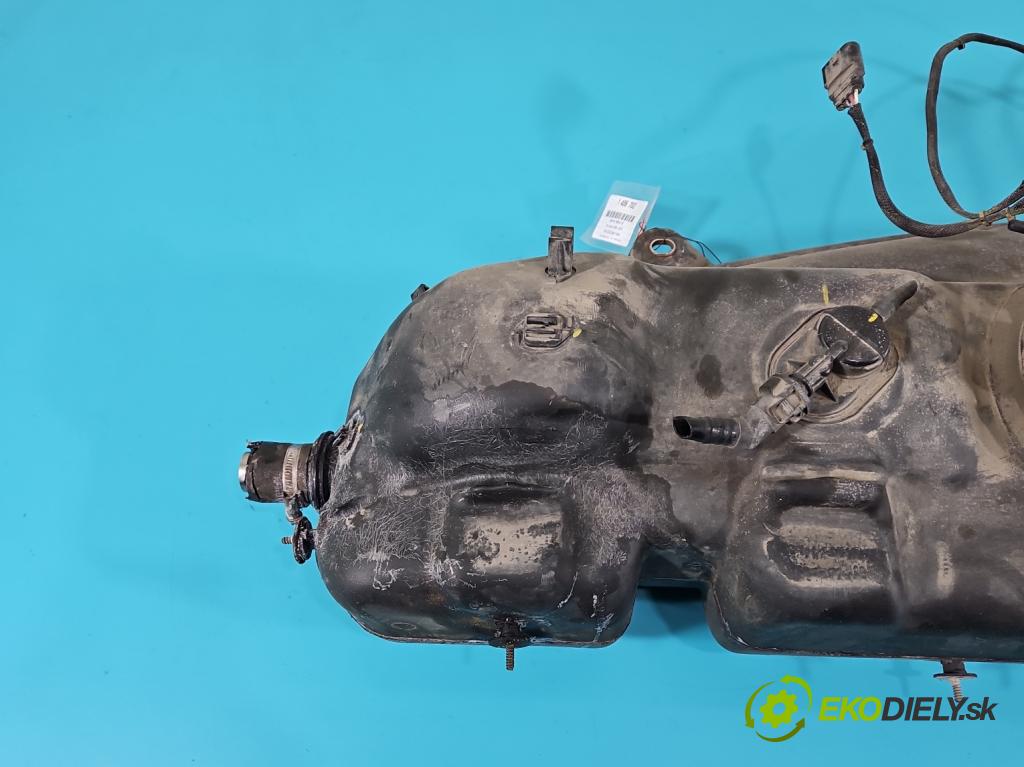 Vw Crafter 2006-2016 2.5 tdi 109 HP manual 80 kW 2461 cm3 5- Nádrž: AdBlue: 0444050032