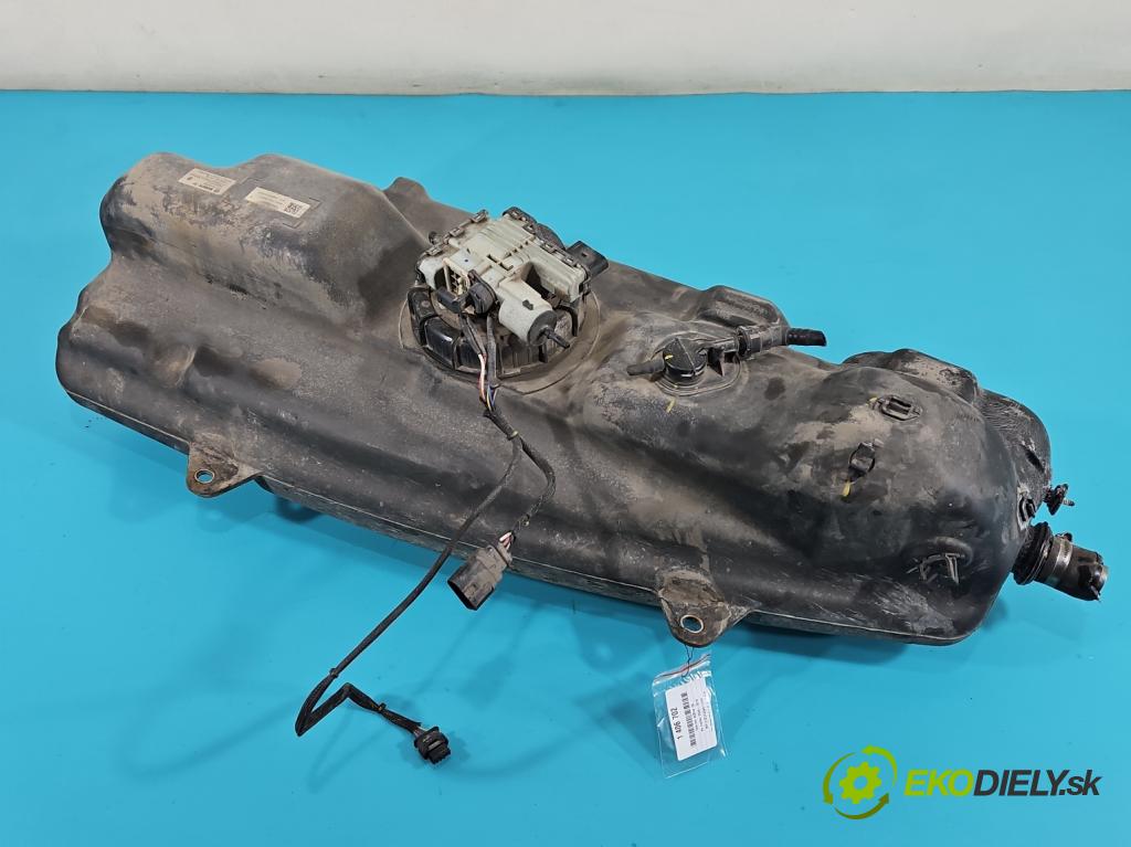 Vw Crafter 2006-2016 2.5 tdi 109 HP manual 80 kW 2461 cm3 5- Nádrž: AdBlue: 0444050032