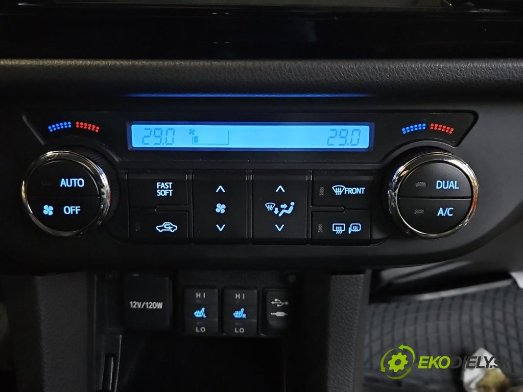 Toyota Corolla E16/E18  2013-2019 1.6 16V 132  HP manual 97 kW 1598 cm3 4- panel kúrenia 75F542