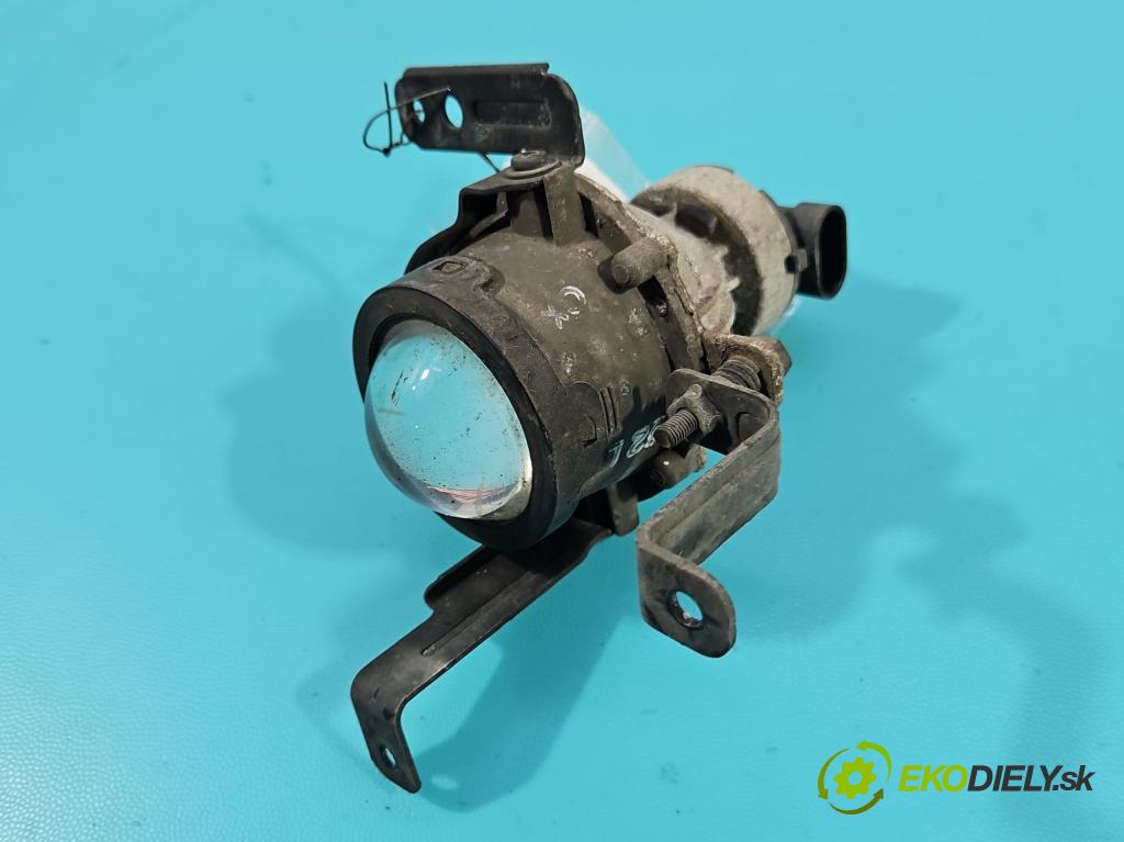 Kia Ceed I 2006-2012 1.6 16V 129 hp manual 95 kW 1591 cm3 5- Halogen levý  (Ostatné)