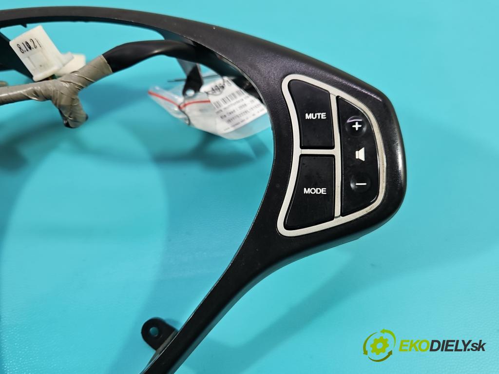 Kia Ceed I 2006-2012 1.6 16V 129 HP manual 95 kW 1591 cm3 5- prepínač multifunkční: řízení: 56150-1H000 (Prepínače, spínače, tlačidlá a ovládače kúrenia)