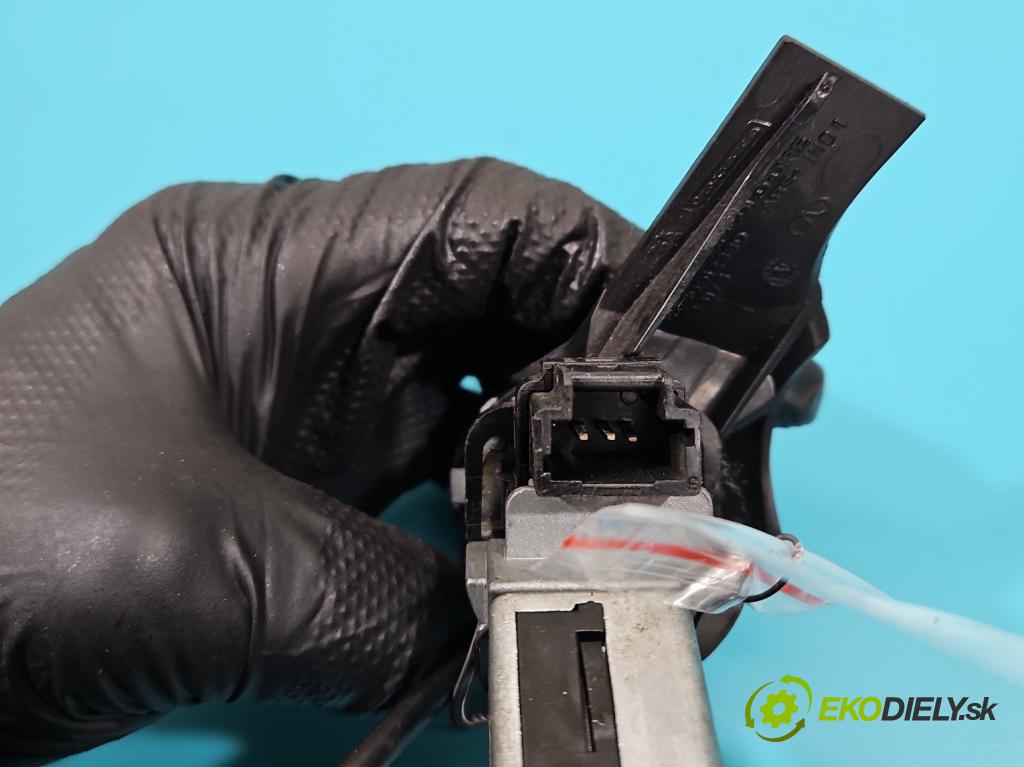 Peugeot 207 1.4 16V 88 HP manual 65 kW 1360 cm3 5- Spínačka  (Spínacie skrinky a kľúče)