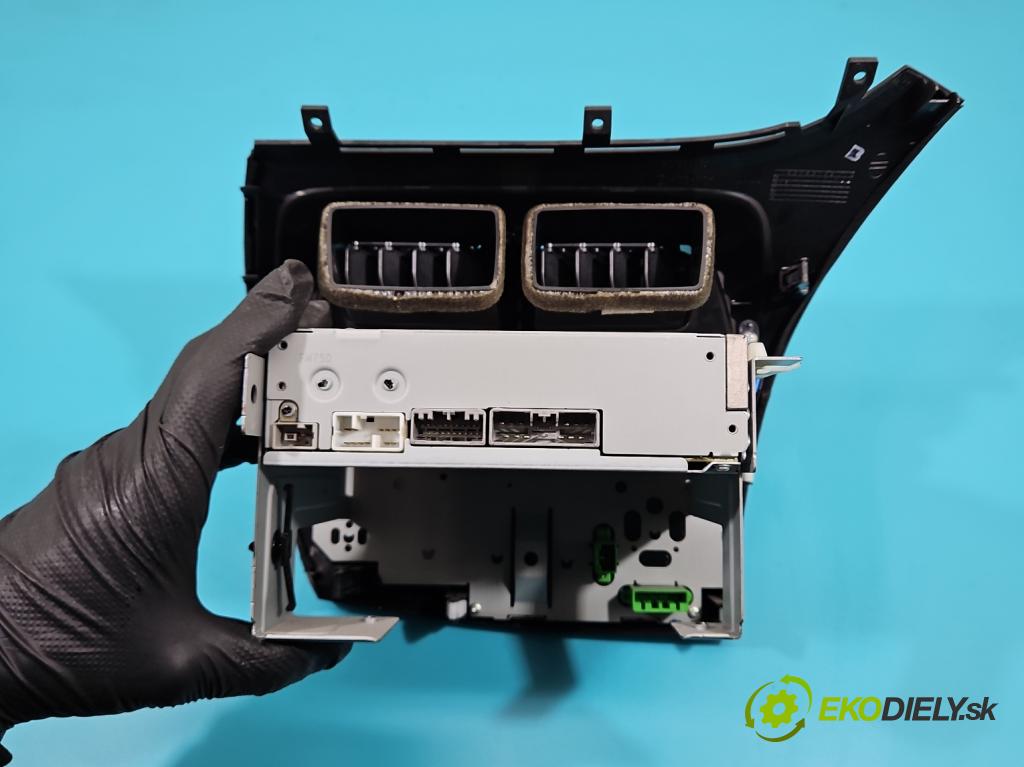 Honda Civic VIII 2006-2011 1,4.0 16V 83 HP automatic 61 kW 1339 cm3 5- Radio originál 39100-SMG-G014-M1