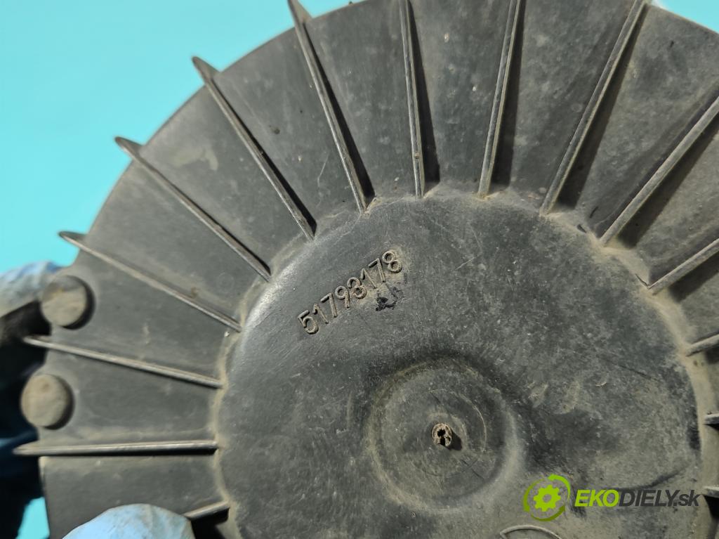 Fiat Bravo II 2007-2014 1.6 jtd 90 HP manual 66 kW 1598 cm3 5- obal filtra vzduchu 51793178 (Obaly filtrov vzduchu)