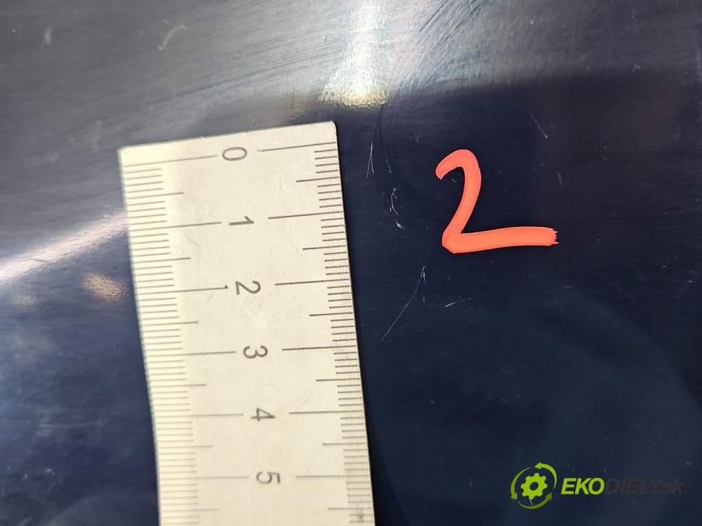 Mitsubishi Space star 1.3 16V 82 hp manual 60 kW 1299 cm3 5- blatnik přední levý  (Predné ľavé)