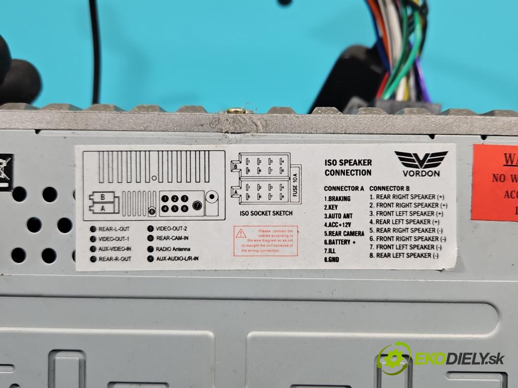 Honda CR-V II 2001-2006 2.0 16V 150 HP manual 110 kW 1998 cm3 5- Radio VORDON