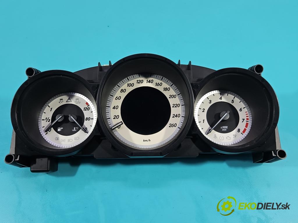 Mercedes CLS II C218 2010-2018 4.7 V8 (278922) automatic 315 kW 4664 cm3 4- prístrojovka/ budíky A2C87307000 (Prístrojové dosky, displeje)
