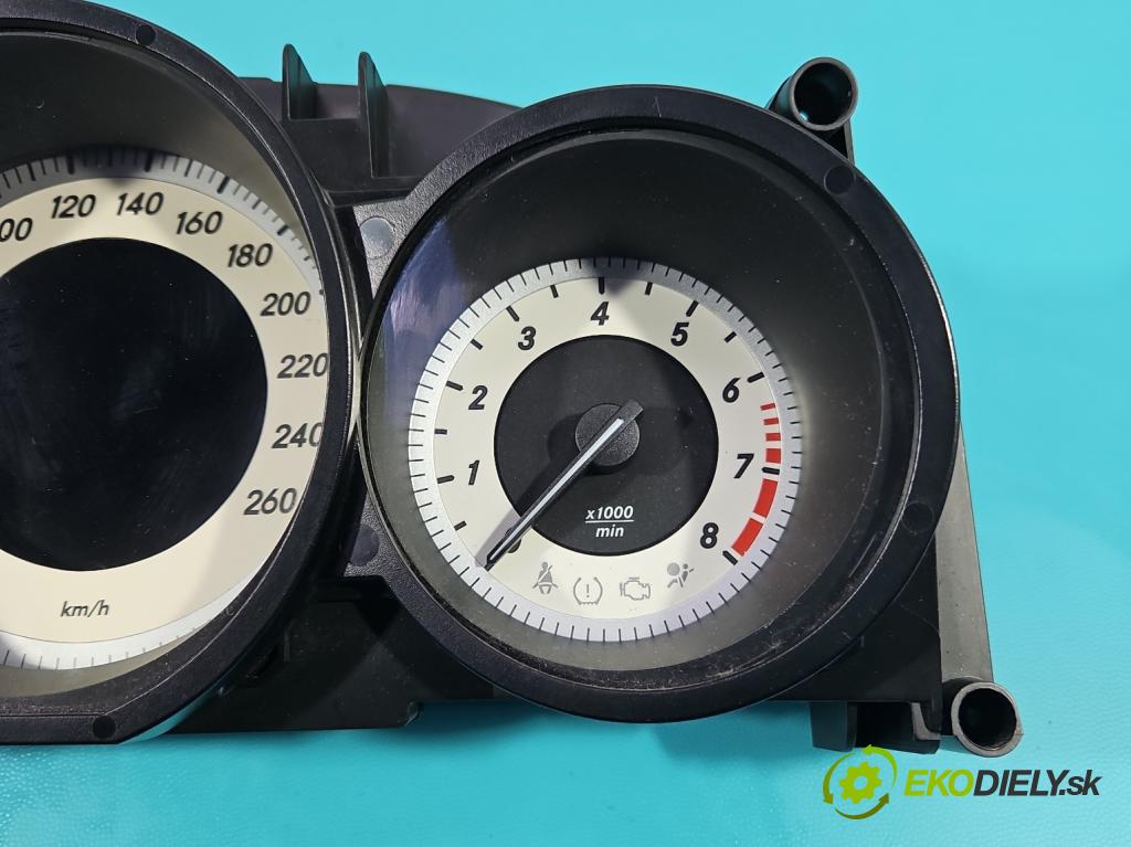 Mercedes CLS II C218 2010-2018 4.7 V8 (278922) automatic 315 kW 4664 cm3 4- prístrojovka/ budíky A2C87307000 (Prístrojové dosky, displeje)