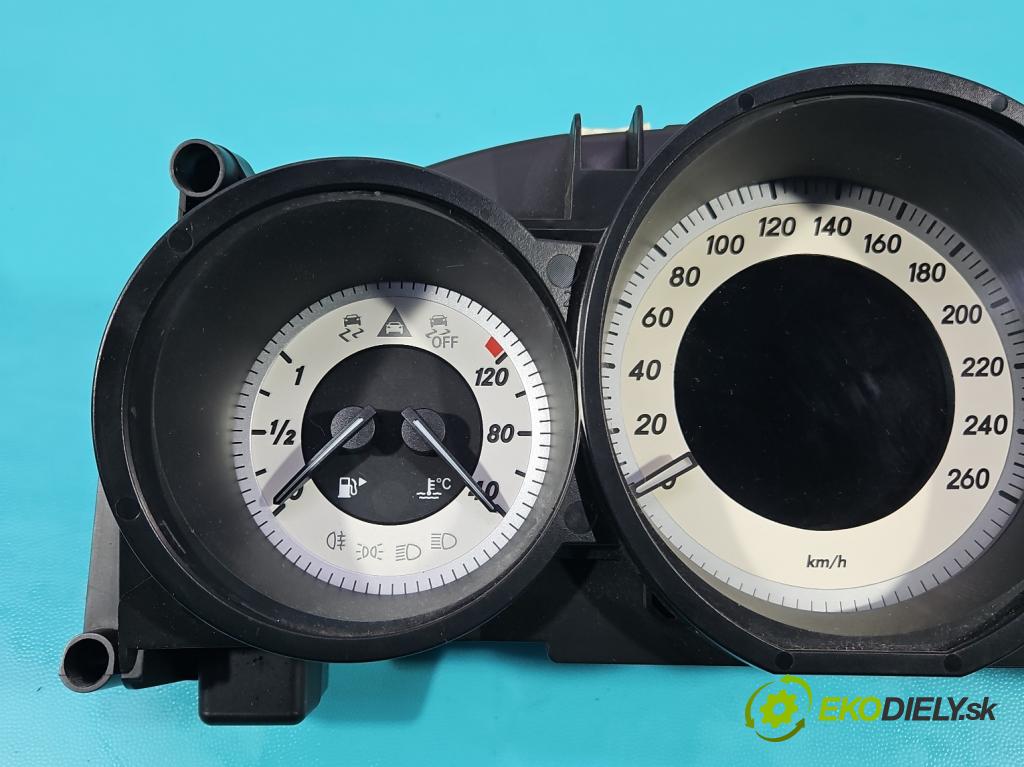 Mercedes CLS II C218 2010-2018 4.7 V8 (278922) automatic 315 kW 4664 cm3 4- prístrojovka/ budíky A2C87307000 (Prístrojové dosky, displeje)