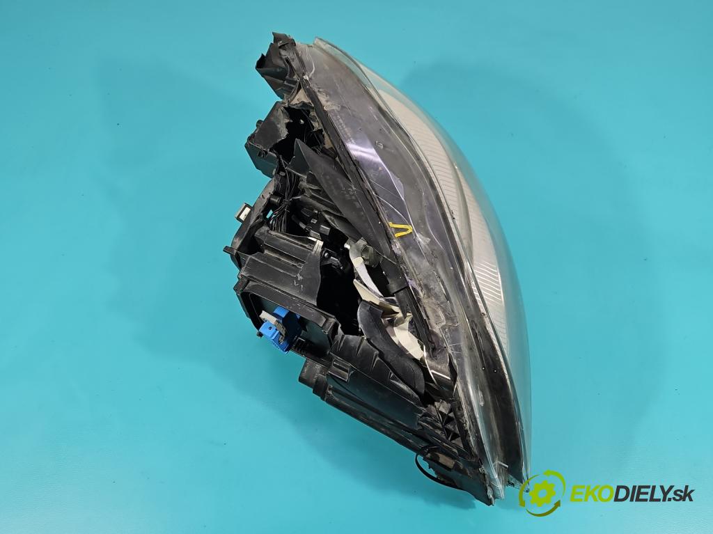 Mercedes CLS II C218 2010-2018 4.7 V8 278922 automatic 315 kW 4664 cm3 4- světlo levý  (Klika dveří ostatní)