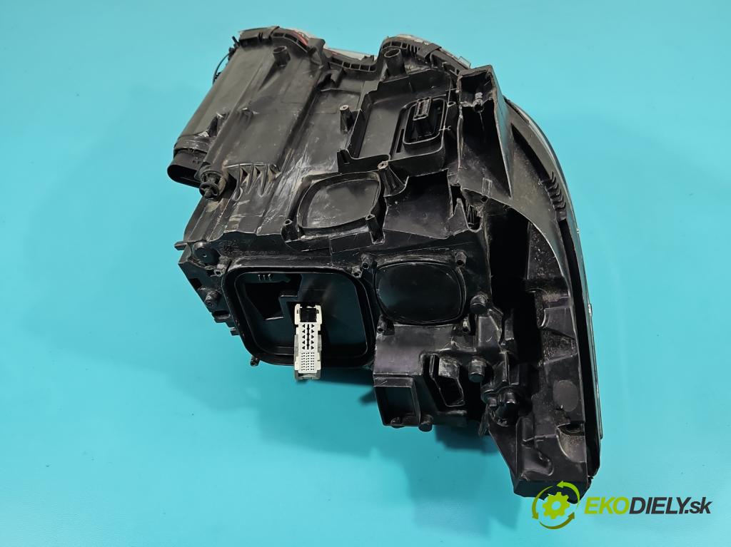 Mercedes CLS II C218 2010-2018 4.7 V8 278922 automatic 315 kW 4664 cm3 4- světlo levý  (Klika dveří ostatní)