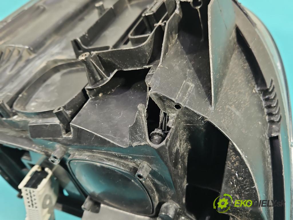 Mercedes CLS II C218 2010-2018 4.7 V8 278922 automatic 315 kW 4664 cm3 4- světlo levý  (Klika dveří ostatní)