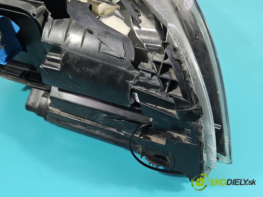 Mercedes CLS II C218 2010-2018 4.7 V8 278922 automatic 315 kW 4664 cm3 4- světlo levý  (Klika dveří ostatní)