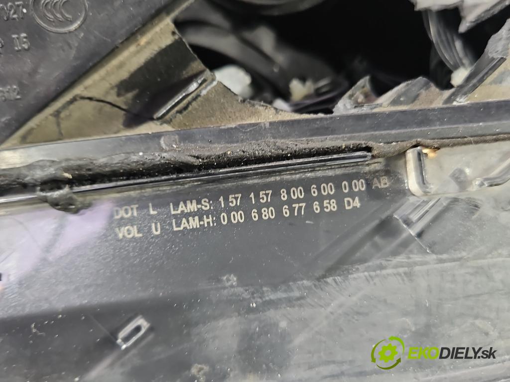 Mercedes CLS II C218 2010-2018 4.7 V8 278922 automatic 315 kW 4664 cm3 4- světlo levý  (Klika dveří ostatní)