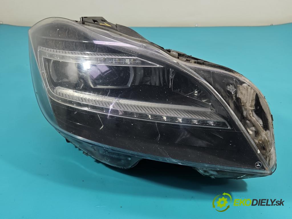 Mercedes CLS II C218 2010-2018 4.7 V8 (278922) automatic 315 kW 4664 cm3 4- Reflektor: pravý  (Pravé)