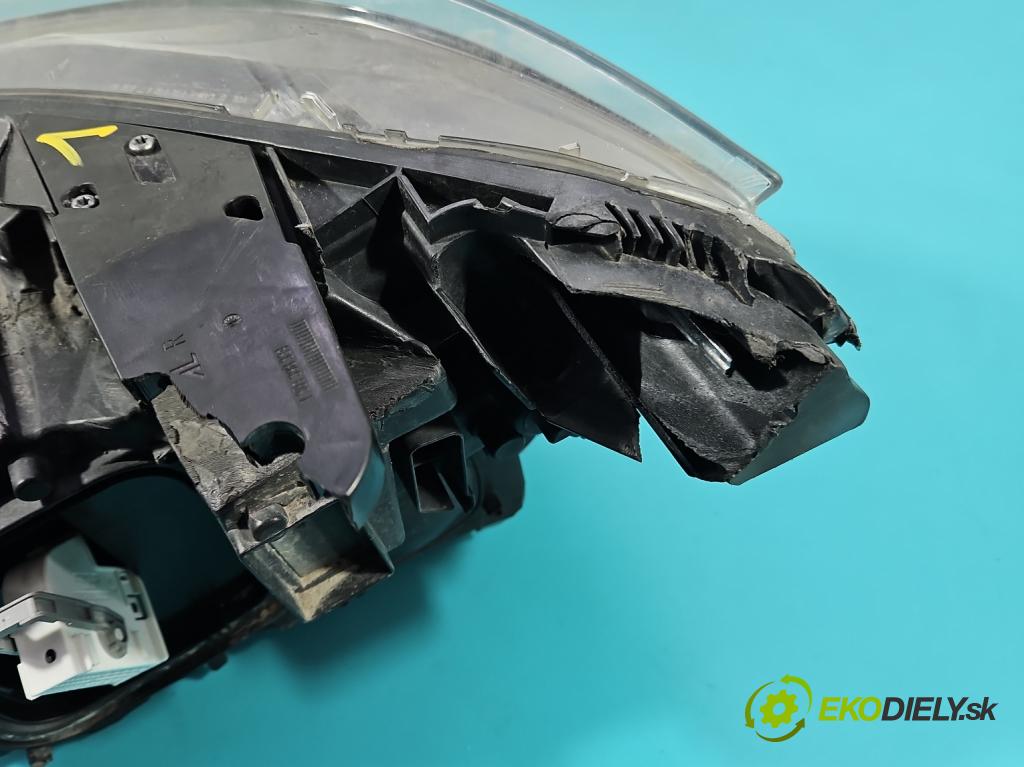 Mercedes CLS II C218 2010-2018 4.7 V8 (278922) automatic 315 kW 4664 cm3 4- Reflektor: pravý  (Pravé)